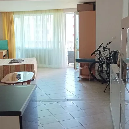公寓 Miramar Palace Planeta 615, 612, 515 阳光海滩